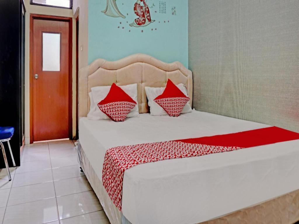 Oyo 90489 Kejora Homestay Jacarta Exterior foto